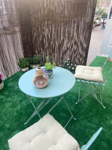 Beautiful With Privat Terrace Apartment *