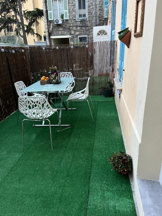 Beautiful With Privat Terrace Apartment