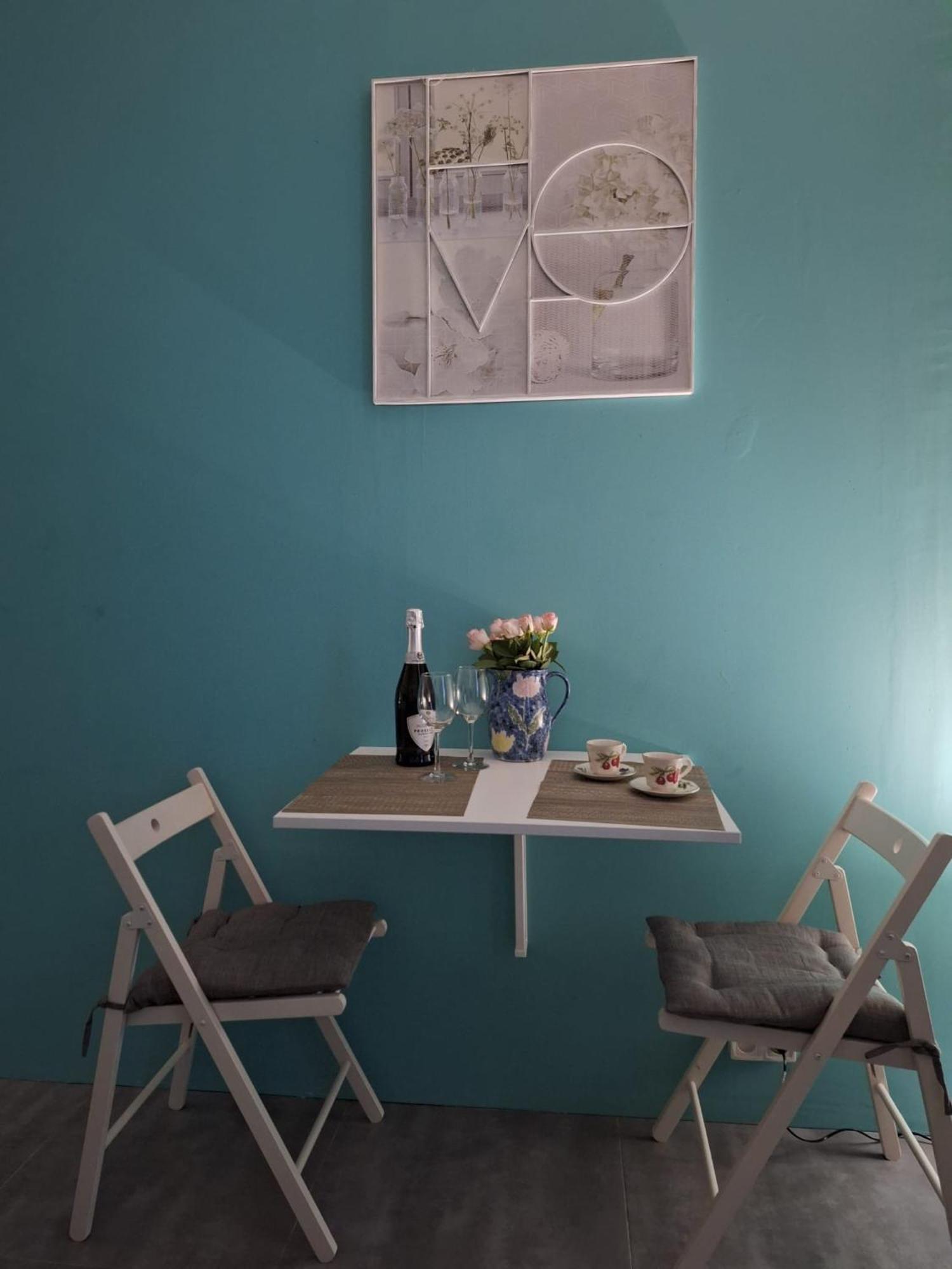 Beautiful With Privat Terrace Apartment *
